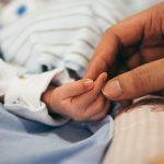 Podstawowa profilaktyka prozdrowotna u niemowląt - jakie badania wykonać?
